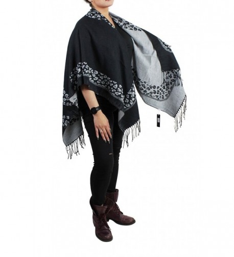 Tribal Arrows Open Front Fringed Ruana Wrap - Black and White - C0127YK888V